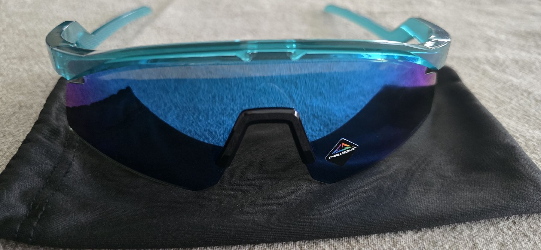 Oakley Occhiali & Lenti: Oakley Hydra – Nuovo (secondo la descrizione) da Möriken AG venduto da MedicineHat 1
