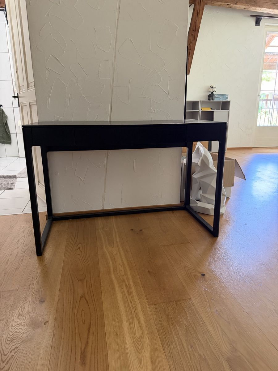 Scrivanie: Designer Bürotisch – Usato da Rifferswil venduto da tin_xqr5 3