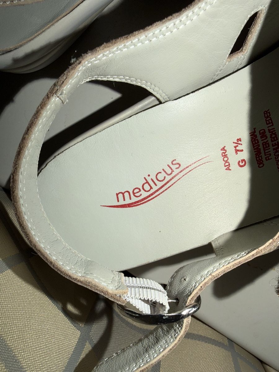 Damenschuhe: Leder Sandale MEDICUS 7,5/41 – Neu (gemäss Beschreibung) aus Dornach von samuti 1