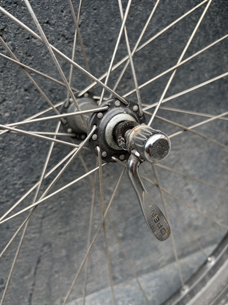 Pneumatici & Ruote complete: MTB Rad Vorderrad 26x1.95 – Usato da Haslen GL venduto da rischko 2