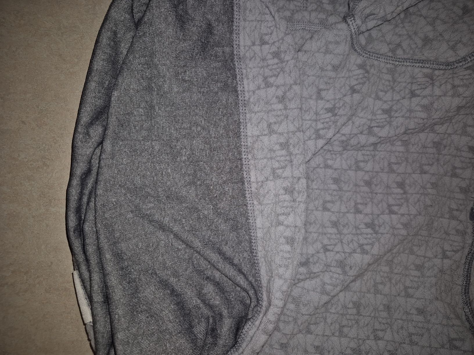Pullover & Sweatshirts: Grauer Langarmpullover mit Rollkragen Gr 128 – Gebraucht aus Richterswil von ChristinW01 2
