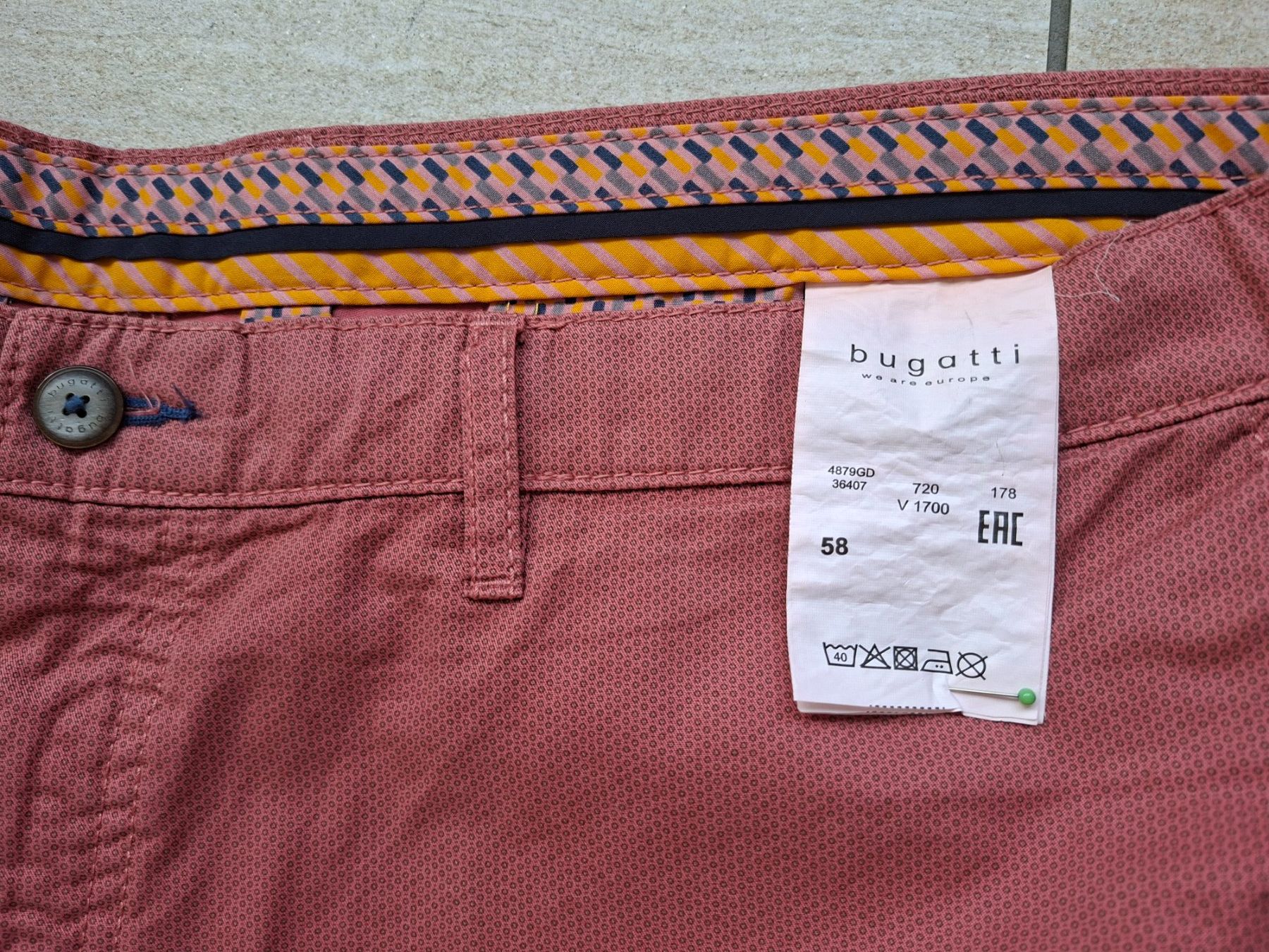 Lotti di vestiti: 3x Bermudahosen Baumwolle Grösse 58 – Usato da Altdorf UR venduto da webi01 2