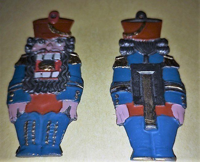 Tutte le decorazioni: Christbaumschmuck Nussknacker Zinn gemahlt – Nuovo (secondo la descrizione) da Lutzenberg venduto da Pinschi01
