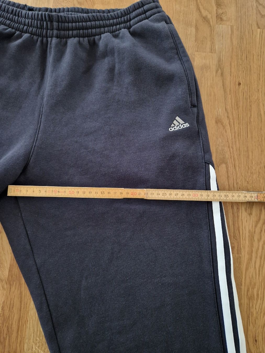 Adidas Pantaloni: Adidas Trainingshose XL  – Usato da Kulmerau venduto da Doene7 4