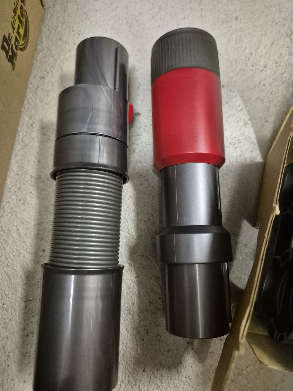 Dyson Aspirapolveri & Accessori: Vacuum Cleaner Accessories Set Dyson New Condition – Usato da Lenzburg venduto da DobrzynM 4
