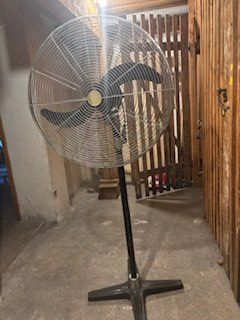 Ventilatoren: Retro Standventilator mit Gusseisenfuss – Gebraucht aus Zürich von enjazz