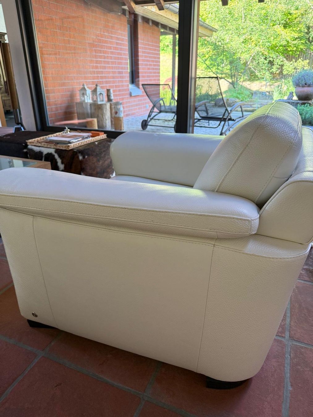 Natuzzi Poltrone: Sessel Leder weiss guter Zustand – Usato da Zürich venduto da MarcelsGame 1