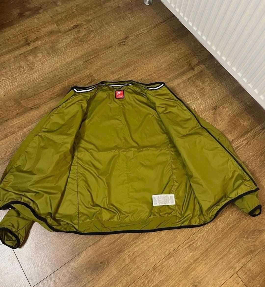 Nike Vestes: Nike tech Jacket size S – Neuf (Voir description) à Zürich par CG_8 1