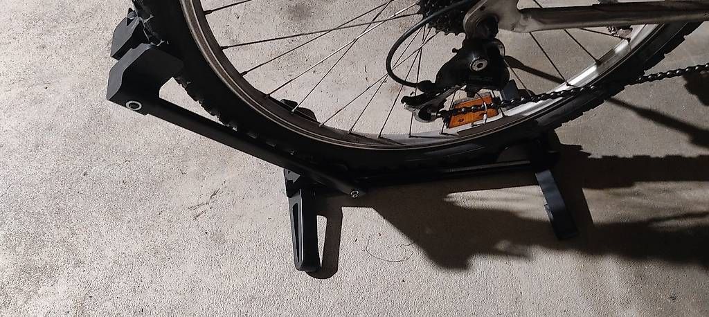 Cavalletti per biciclette: Bike-Ständer / Halter – Nuovo (secondo la descrizione) da Root venduto da pan9 1