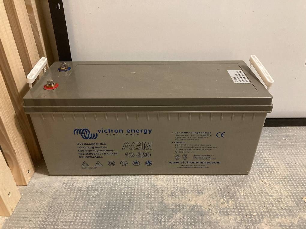Dispositivi a energia solare: Kit solaire complet – Usato da Neuchâtel venduto da jus_g9fz 1
