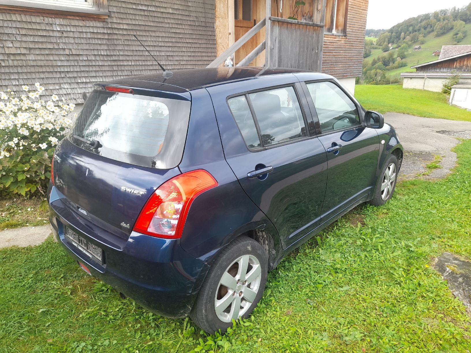 Suzuki Automobili: Suzuki Swift 1.3 4WD – Usato da Krummenau venduto da chr_glt9 2