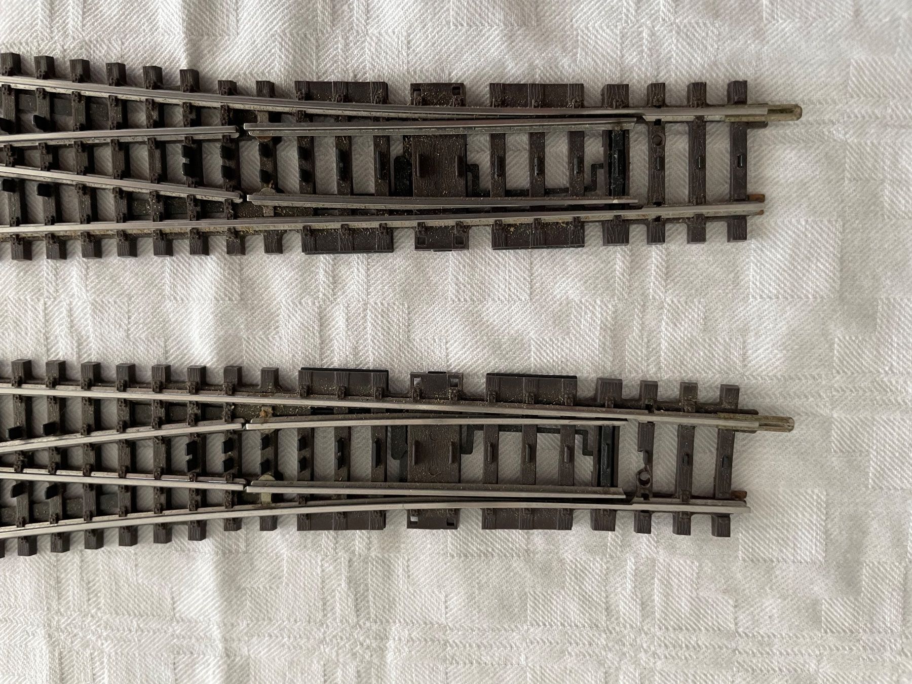 Märklin Modellini di ferrovie: Märklin HO 2271 2x Schlanke Weichen – Usato da Rorschach venduto da Karotten 1