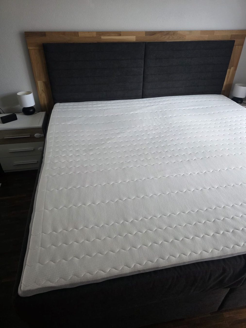 Conforama Letti: Lit boxspring 200x200 – Nuovo (secondo la descrizione) da Biel/Bienne venduto da ang_t57h 4