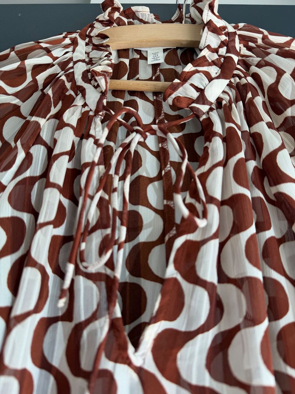 H&M Blusen: Wunderschöne neue luftige Bluse in Gr S – Neu (gemäss Beschreibung) aus Muttenz von flowers04 2