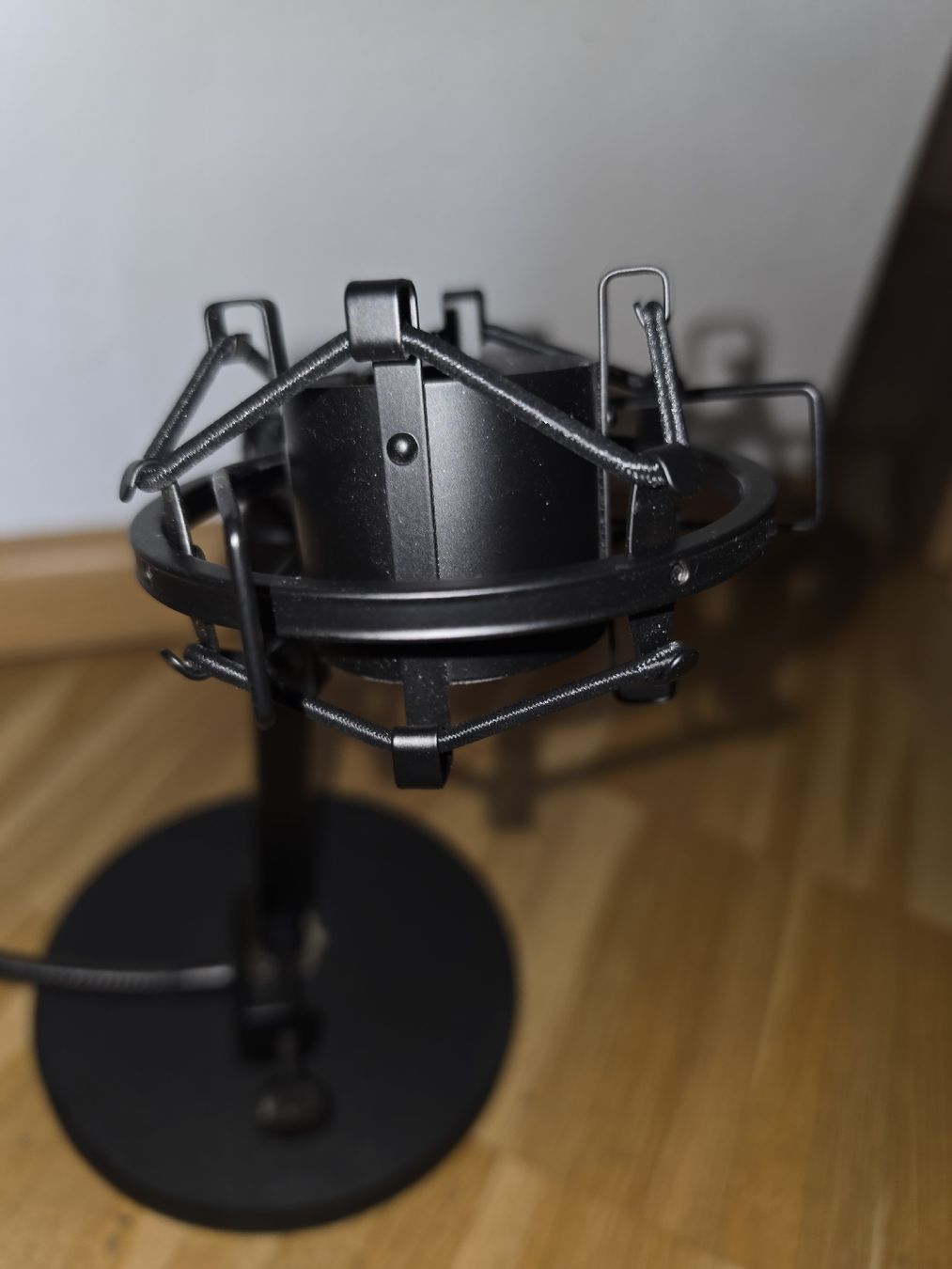 Instrumenten-& Notenständer: Mikrofonstativ mit Pop-Schutz und Spinne Schwarz – Gebraucht aus Aesch BL von immon 1
