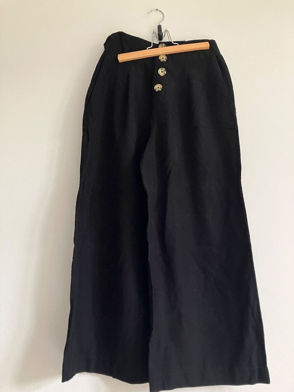 C&A Hosen: Schwarze Hose XS -C&A 36 – Gebraucht aus Zürich von Janakpur