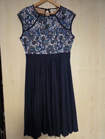 BODYFLIRT boutique Dress blue floral lace size 44/46