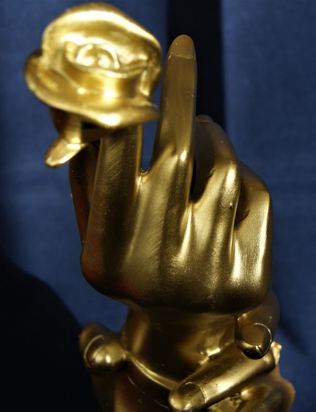 Sculptures & Statues: SKULPTUR  ROSE UND HÄNDE – Neuf avec emballage d'origine à Stadel par Wald100 3