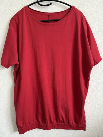 Damen T-Shirt rot kurzarm Grösse L guter Zustand
