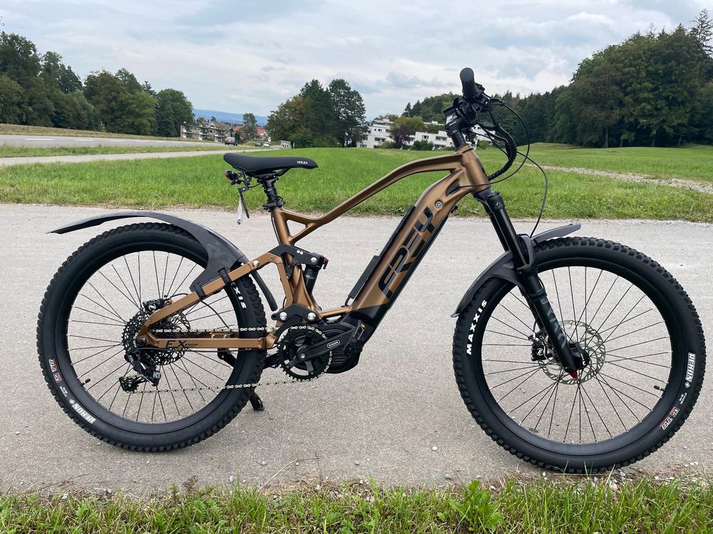 gravel bike sale herren 28 Zoll WHISPER ELITE MD Fahrrad 2 x 9 Gang SHIMANO SORA ST-R3000. Größenempfehlung: 52 cm (170–185 cm), 56 cm (180–195 cm) Rahmen Farbe:Schwarz MTB Electric Bikes in home