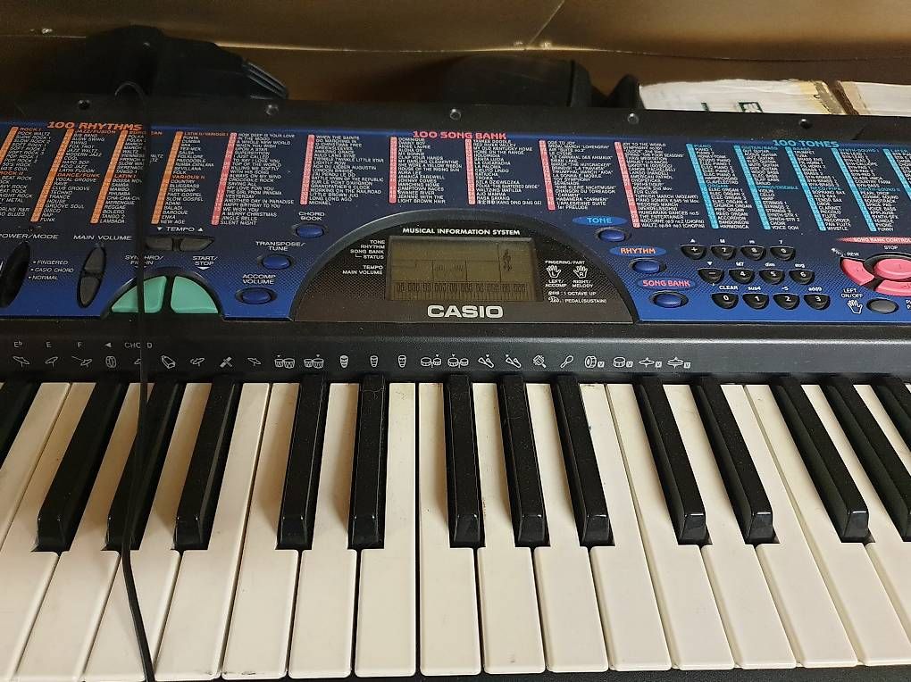 Musikinstrumente: Keyboard – Gebraucht aus Rickenbach LU von trucker.s 2