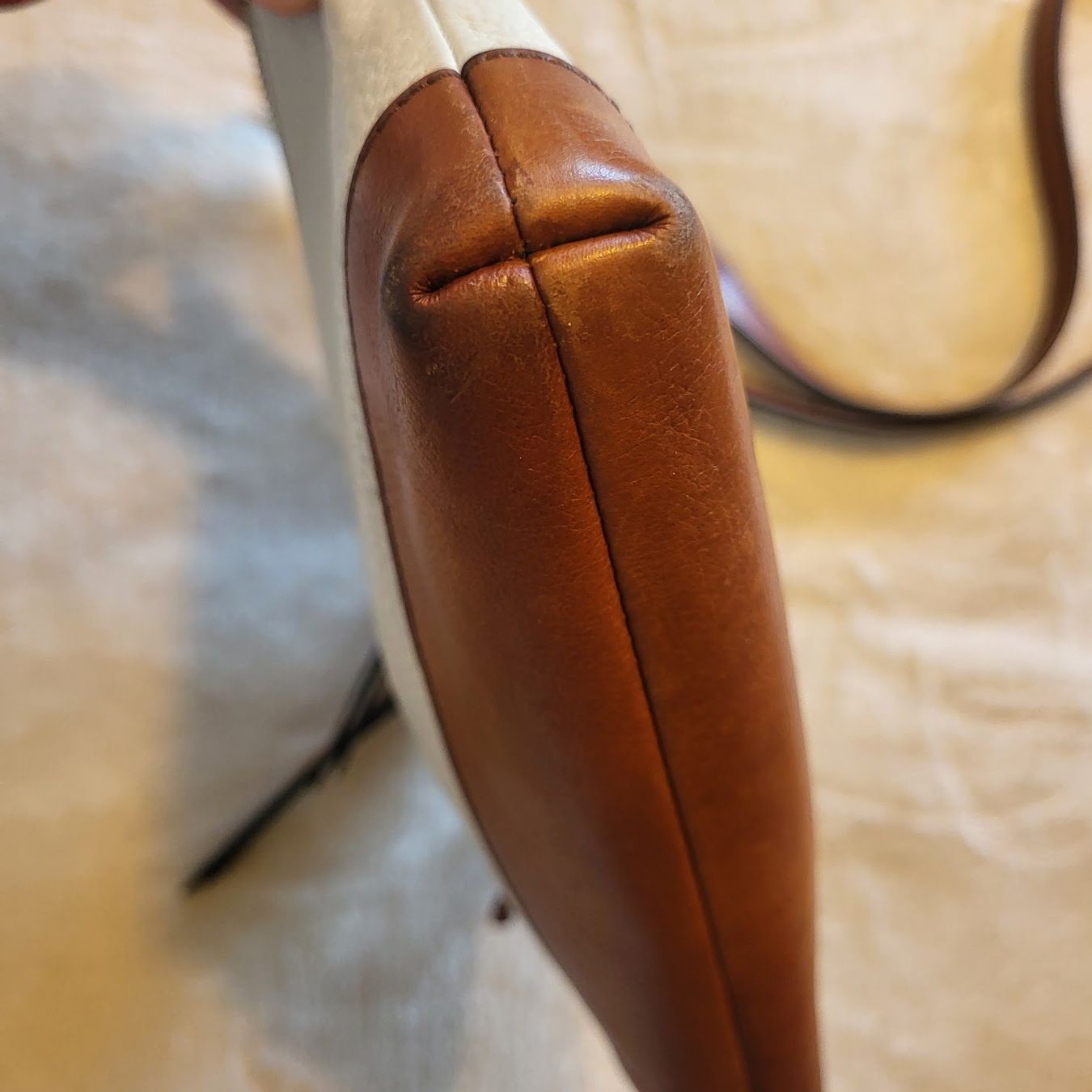Fossil Taschen für Damen: FOSSIL Crossbody Tasche - Top Zustand – Gebraucht aus Tägertschi von TheChange 7