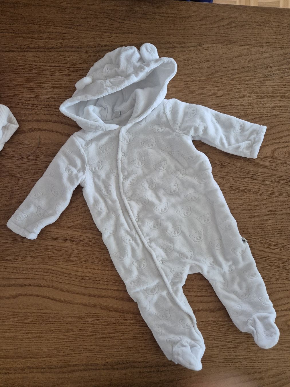 Lotti & Set di vestiti: Babykleider Grösse 68 Paket 2 – Usato da Goldach venduto da Mona.93 2