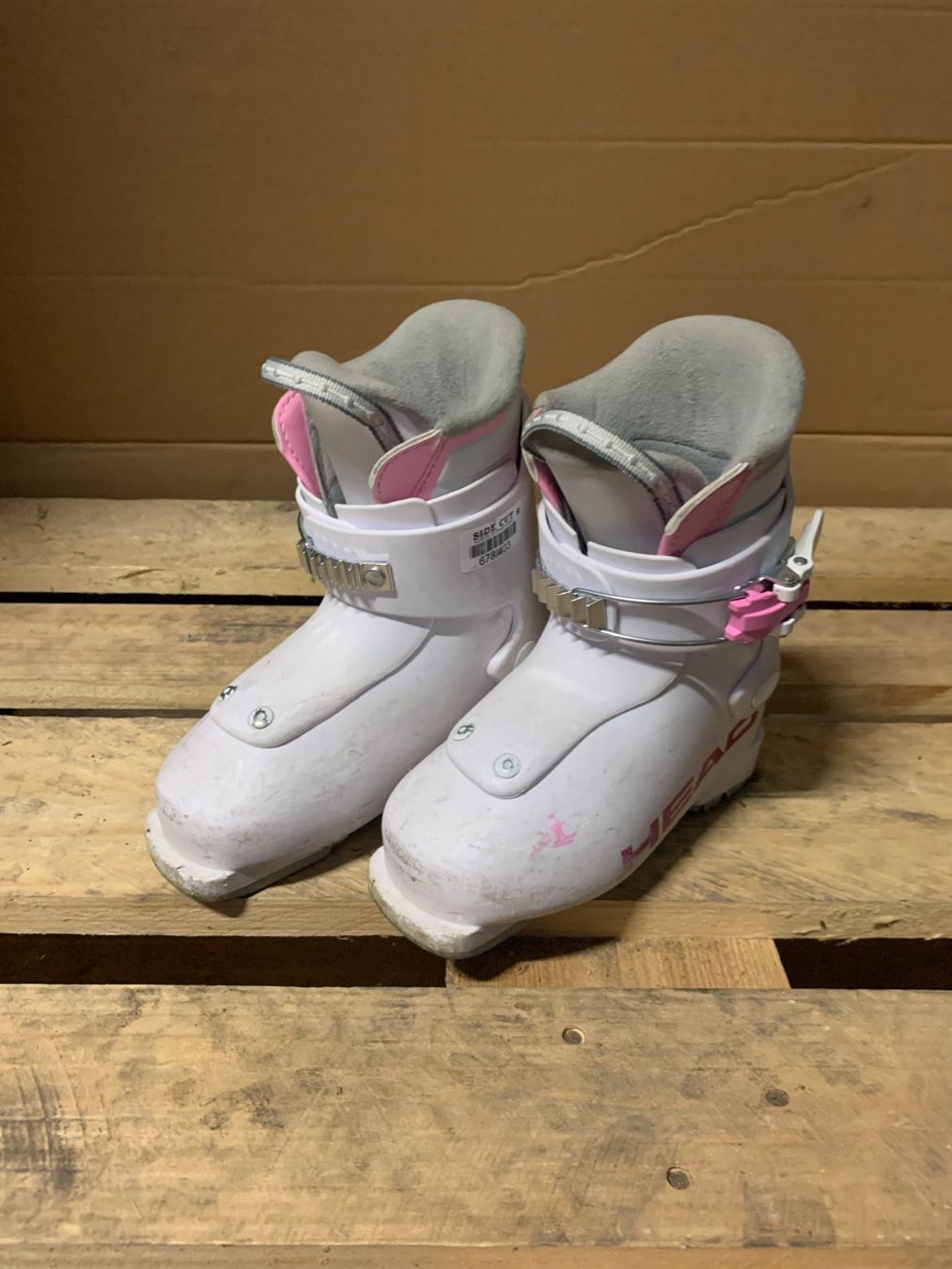 Head Chaussures garçon: Skischuhe, HEAD Z1, Grösse 25 – D'occasion à Schwarzsee par Sidecut