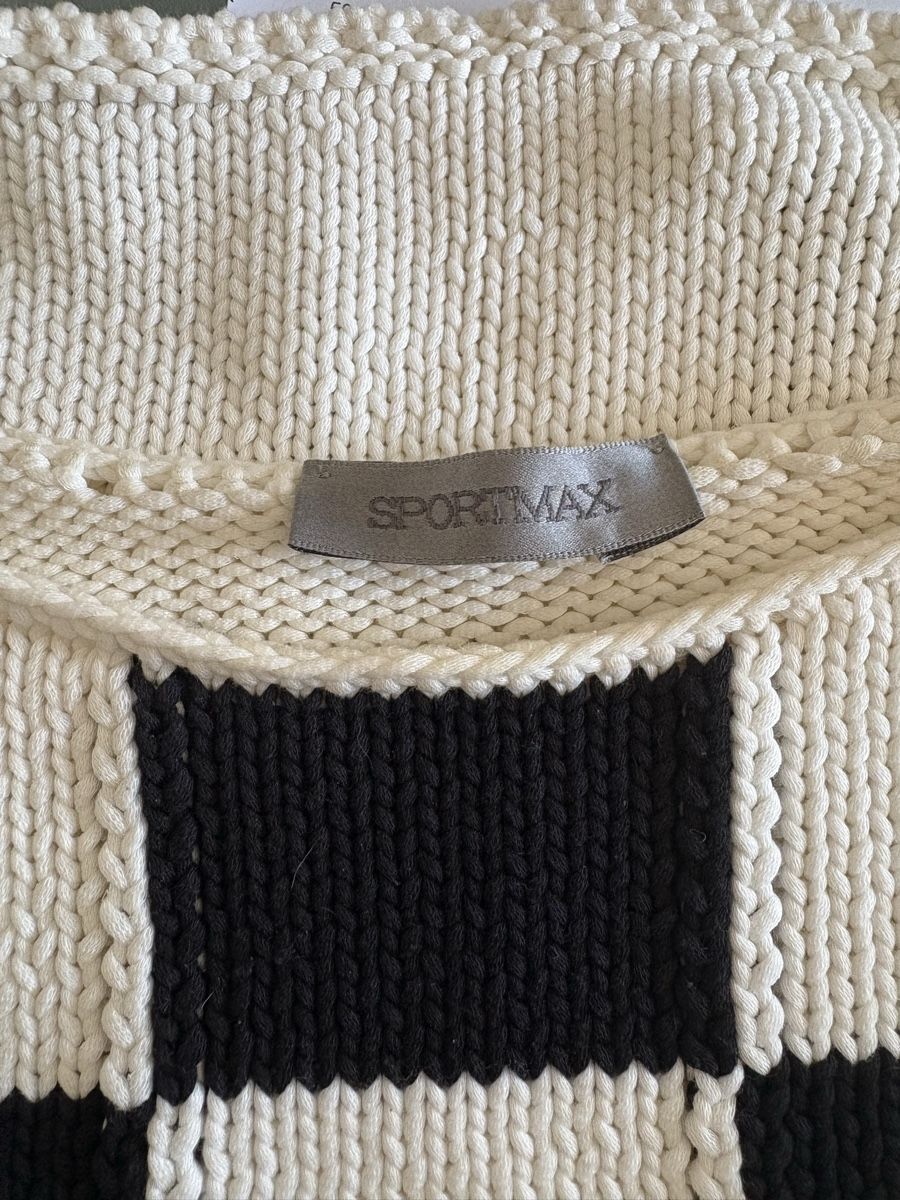 Sportmax Pullover & Sweatshirts: Bellissimo maglione Sportmax – Gebraucht aus Chiasso von myt_k8rf 4