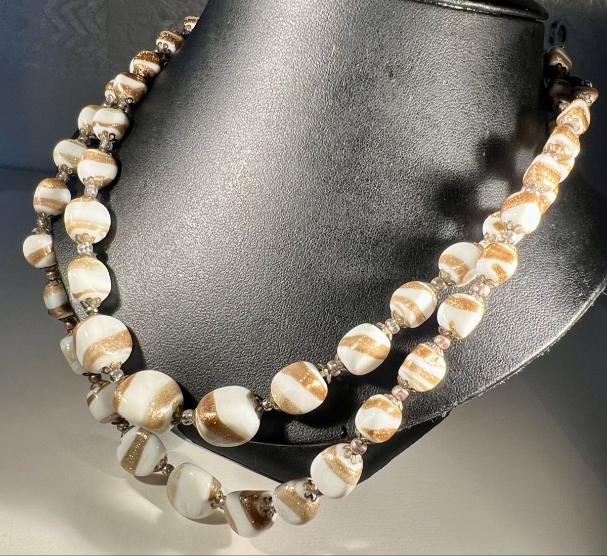 Murano Catenine: Collier Murano Blanc Doré Double Rang fait main, 50s – Usato da Genève venduto da DELIRBEADS 1