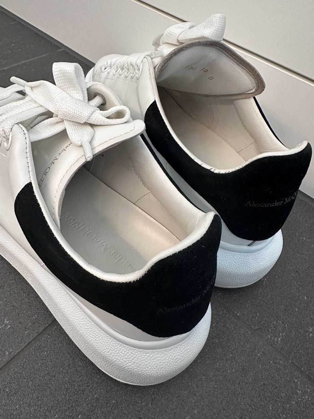 Alexander Mcqueen Scarpe da donna: Alexander McQueen - Oversized Sneaker Gr. 38 – Usato da Rüti ZH venduto da Jasmina.S27 3