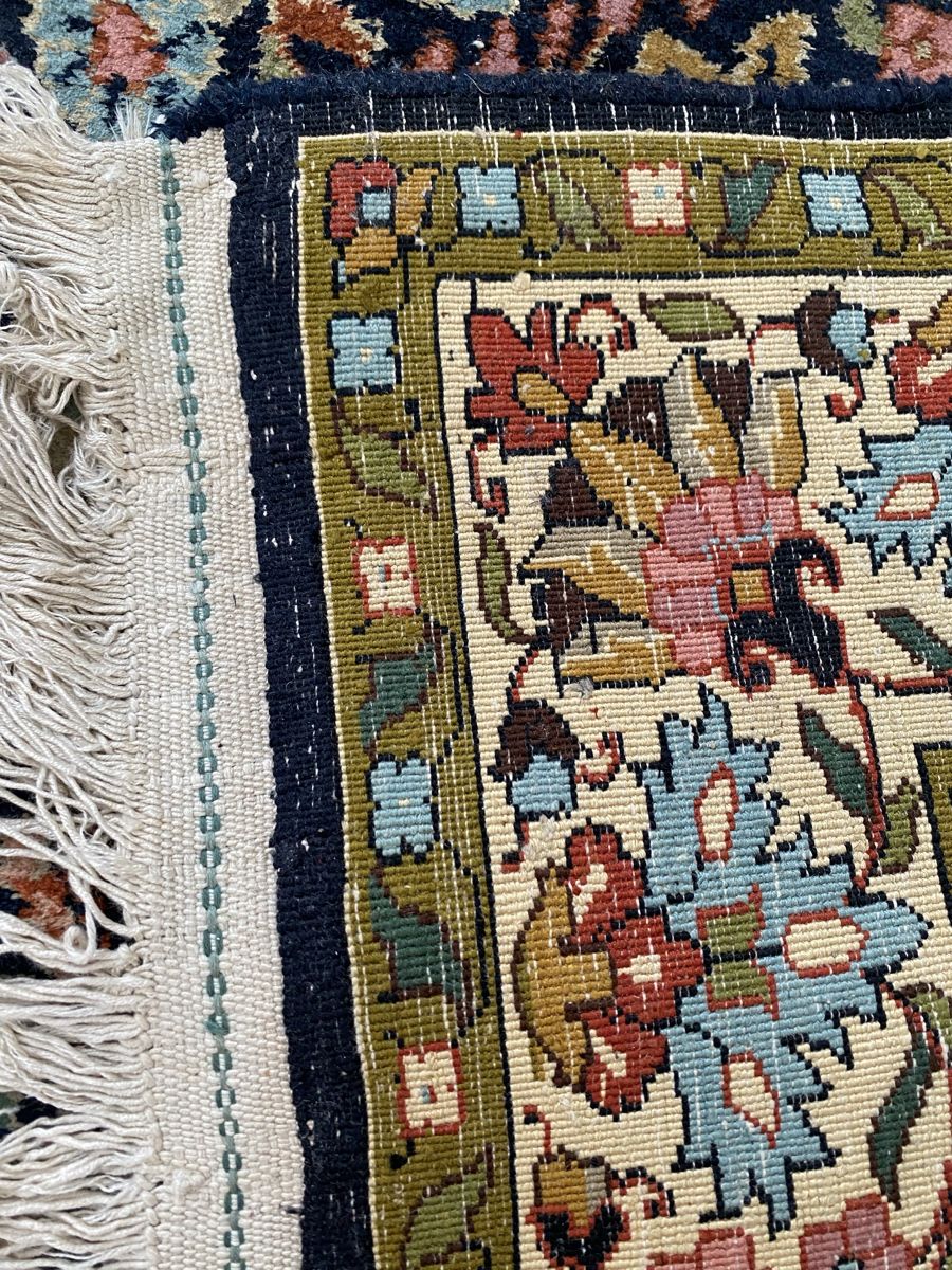 Teppiche: Handgeknüpfter Orientteppich mit Seide 🌸 – Gebraucht aus Opfikon von Luis144 9
