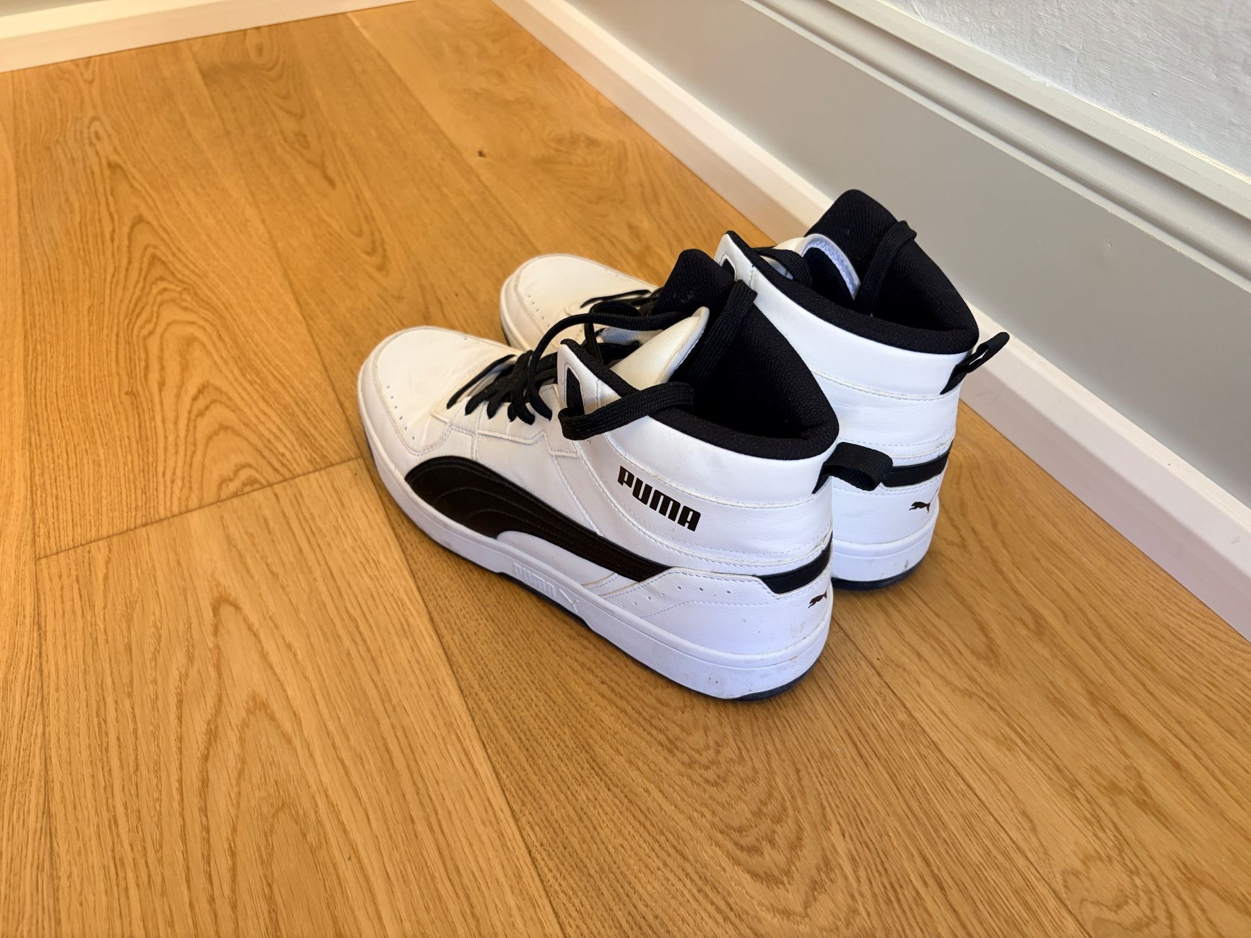 Puma Scarpe da uomo: Puma Rebound Sneaker Gr. 48.5, white, Unisex – Nuovo (secondo la descrizione) da Zürich venduto da len_5b9j 2