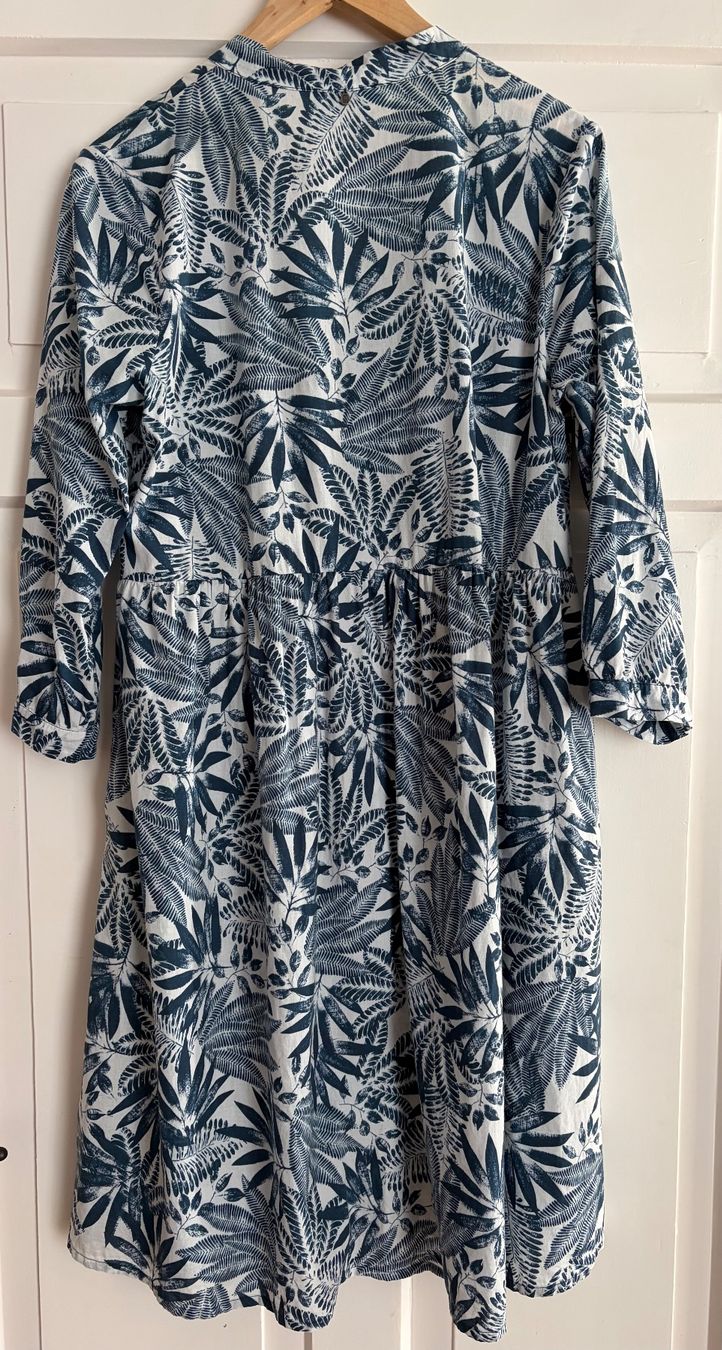 Nile Vestiti: NILE Sommerkleid – Usato da St.Gallen venduto da Boergie 3