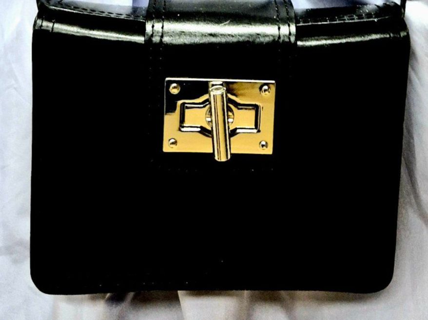 Taschen für Damen: LEDERTASCHE LEDER TASCHE SCHWARZ MINI CLUTCH BASIC,  TOP – Gebraucht aus Elsau von the-colorful-side 1