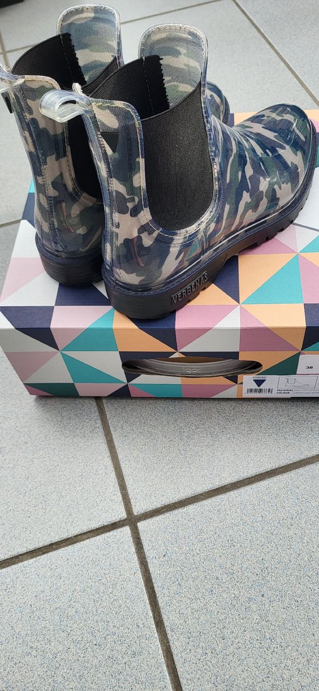 Scarpe da donna: Gummistiefeln Verbenas 38 – Usato da Oberwil BL venduto da Manue1974 2
