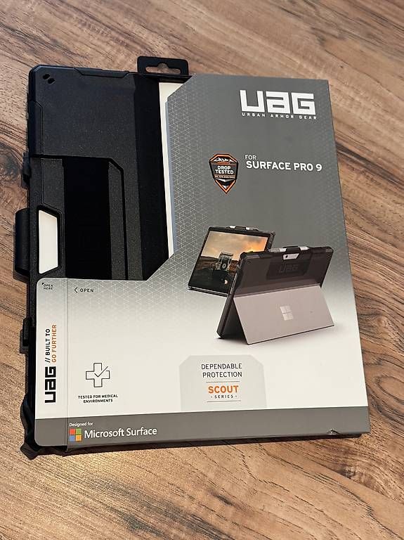 Microsoft Coques & Sacs: UAG Case for Surface Pro 9 – Neuf avec emballage d'origine à Aarau Rohr par Treasure-Trove