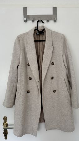 Zara Coat beige Size S double breasted good condition