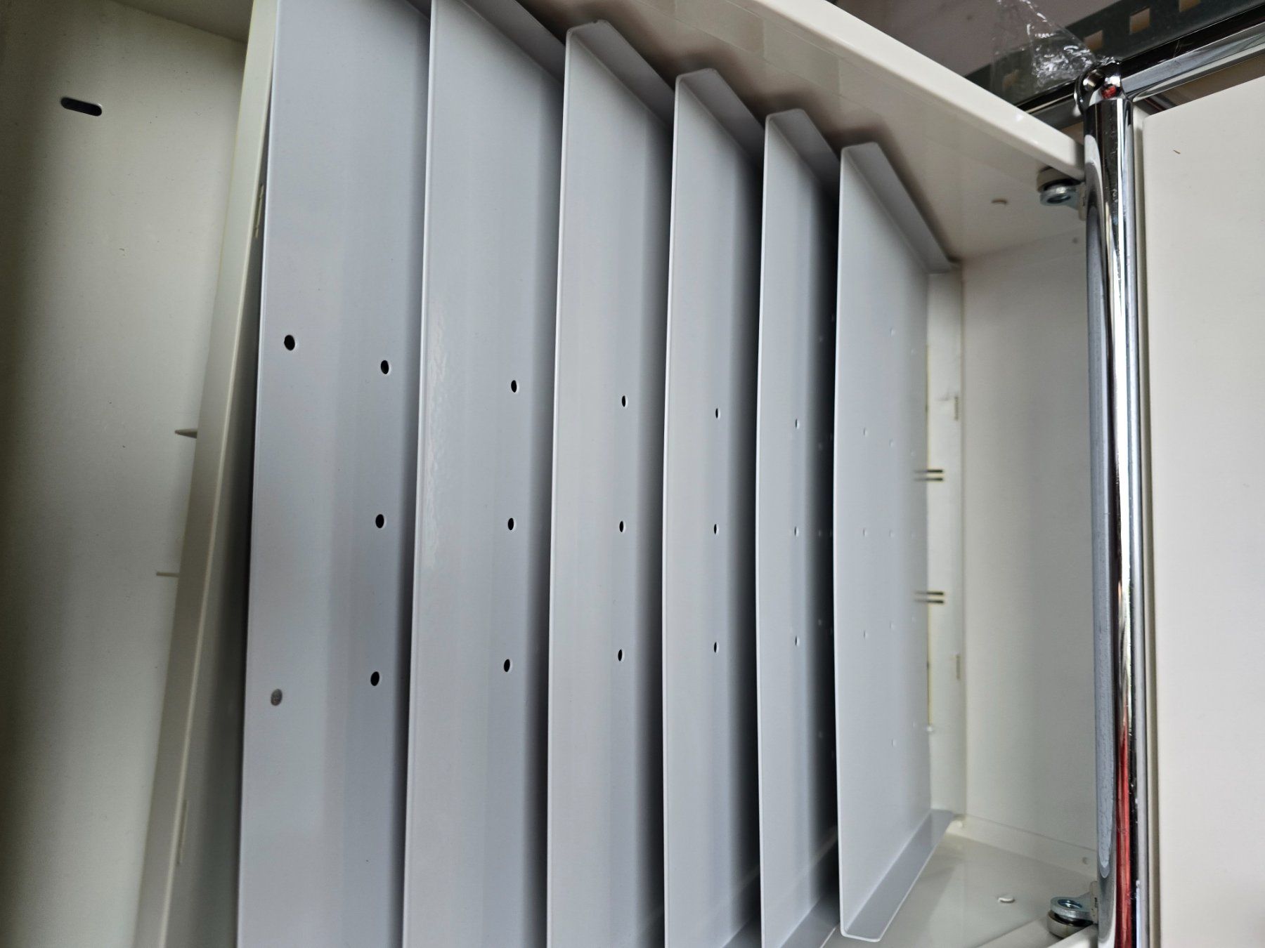 USM Korpus: USM Rollcontainer  weiss top Zustand – Gebraucht aus St gallen von bb_12 3