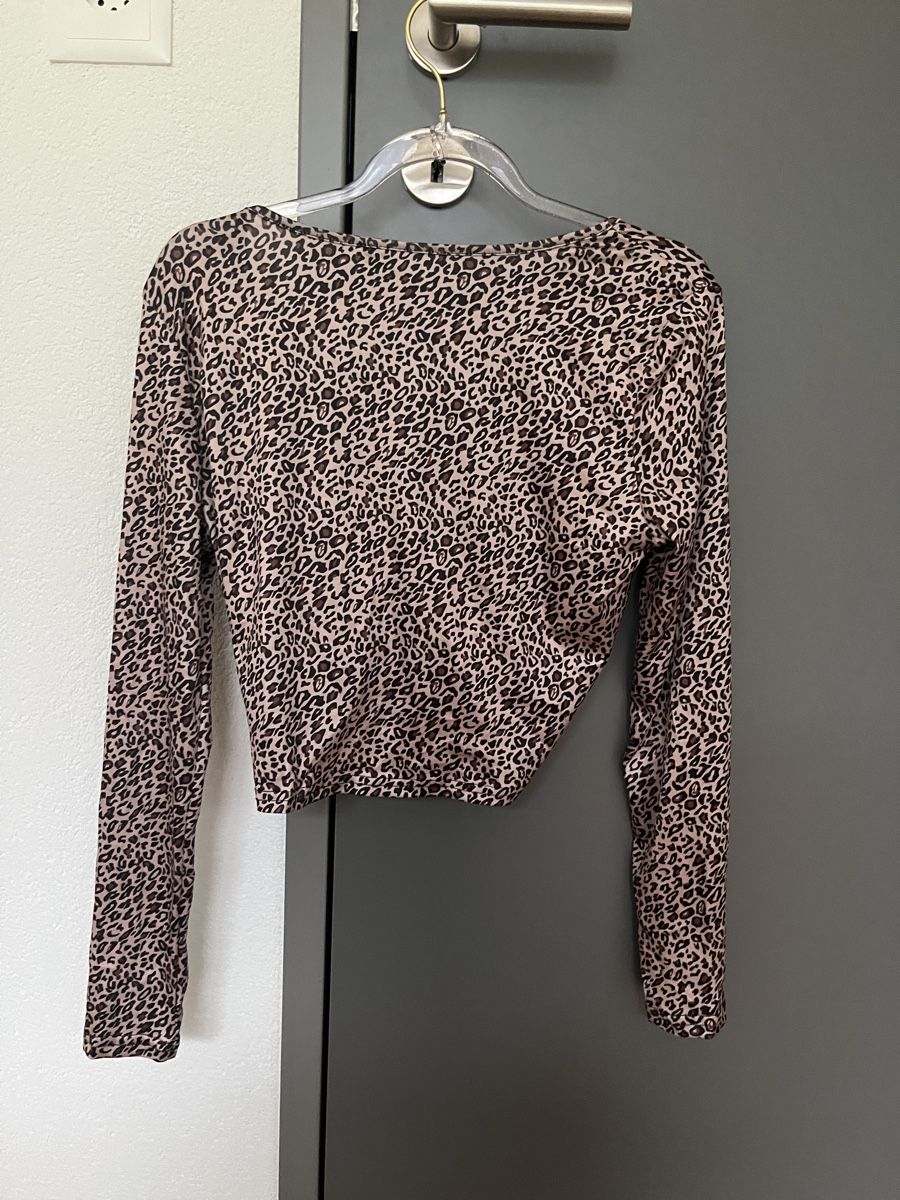 Shein Top: Langarm Oberteil – Nuovo (secondo la descrizione) da Brunnen venduto da pel_vk7g 1