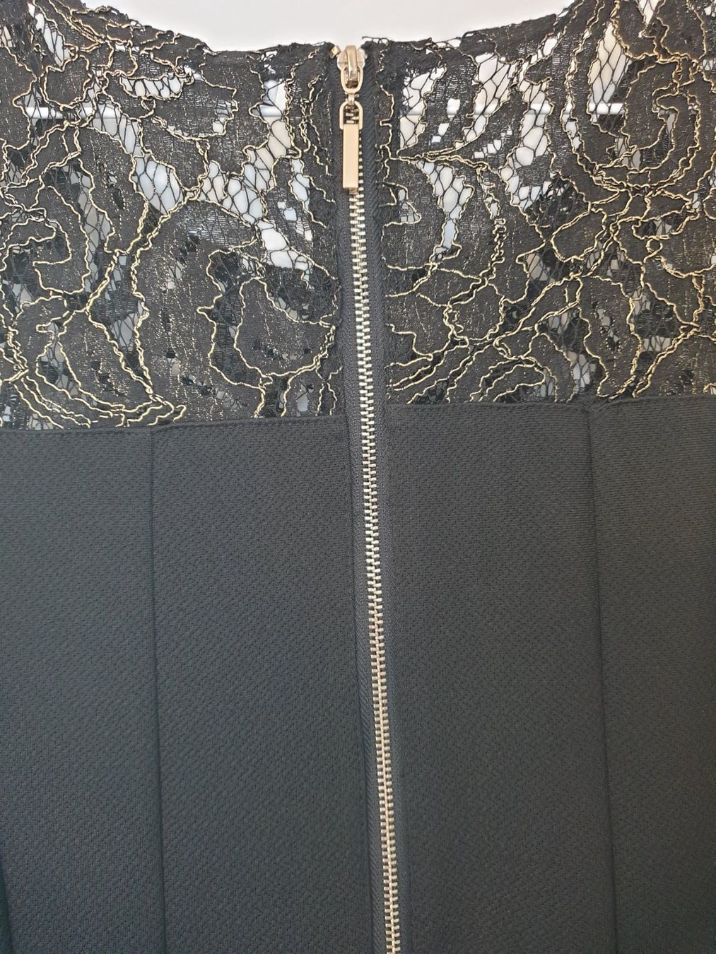 Kleider: Kleid Cocktailkleid schwarz mit Spitze Gr. 36 – Gebraucht aus Gossau ZH von fashiontwo 3