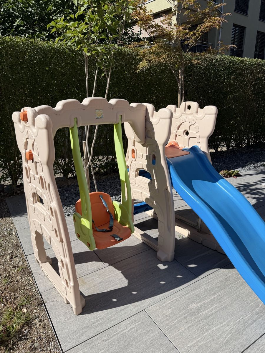 Scivoli: Kinderschaukel mit Rutsche – Usato da Wetzikon ZH venduto da mk1905 1