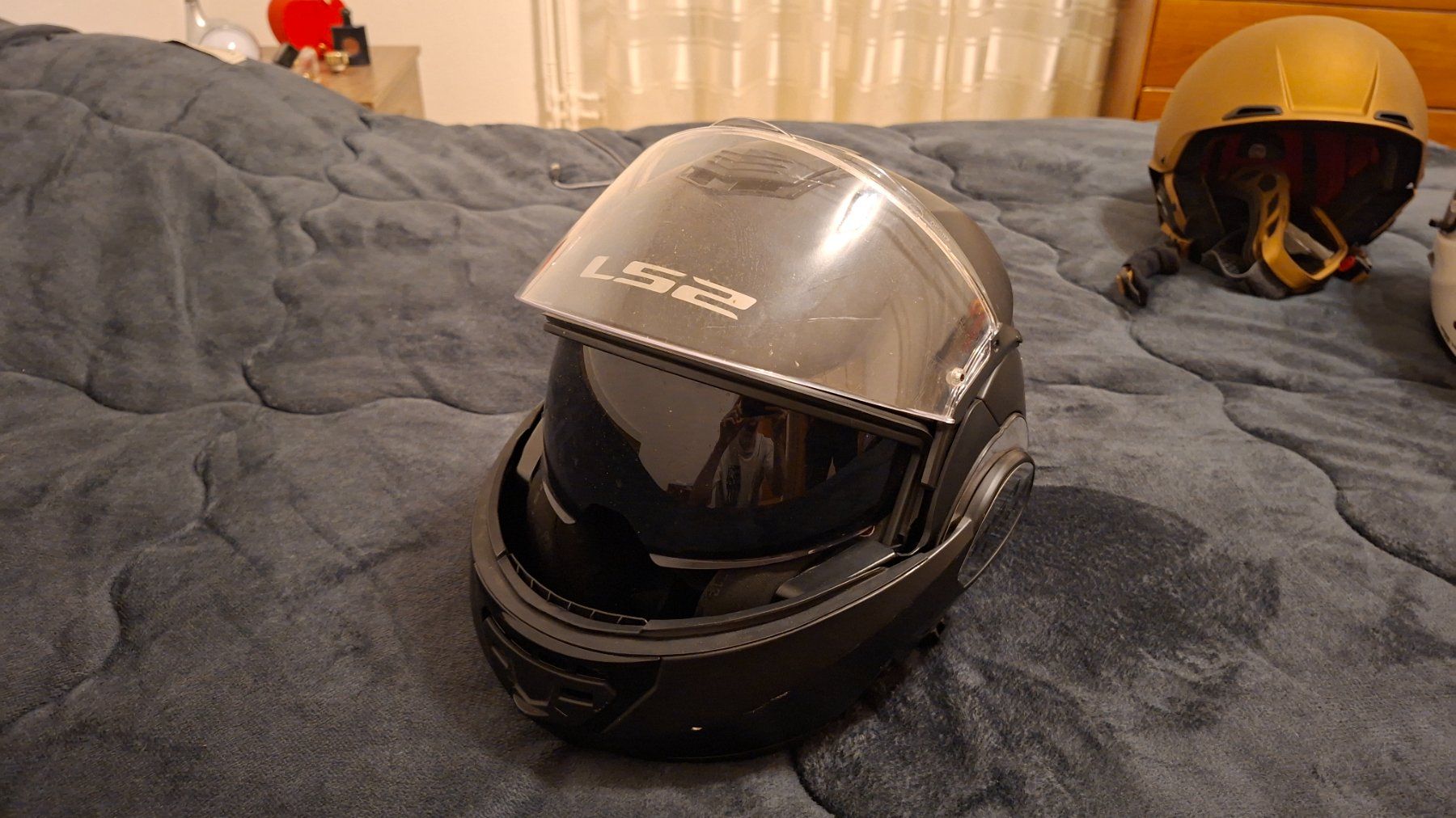 Caschi & visiere: Casco modulare LS2 Valiant nero con interfono – Usato da Riva San Vitale venduto da Stekri 2