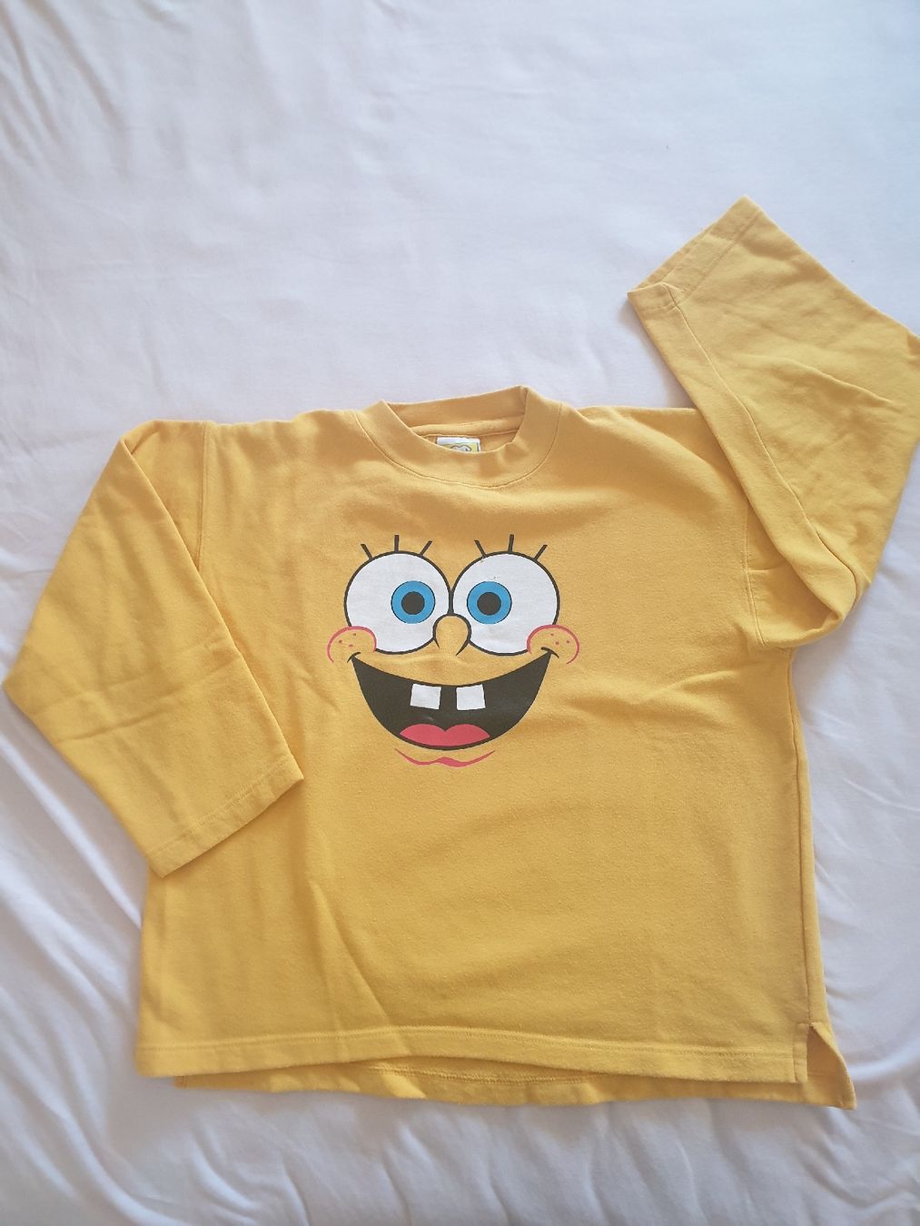 Maglioni & Felpe: Spongebob Schwammkopf Pullover 11/ 12 Jahre gelb – Usato da Winterthur venduto da ivo_hmm2