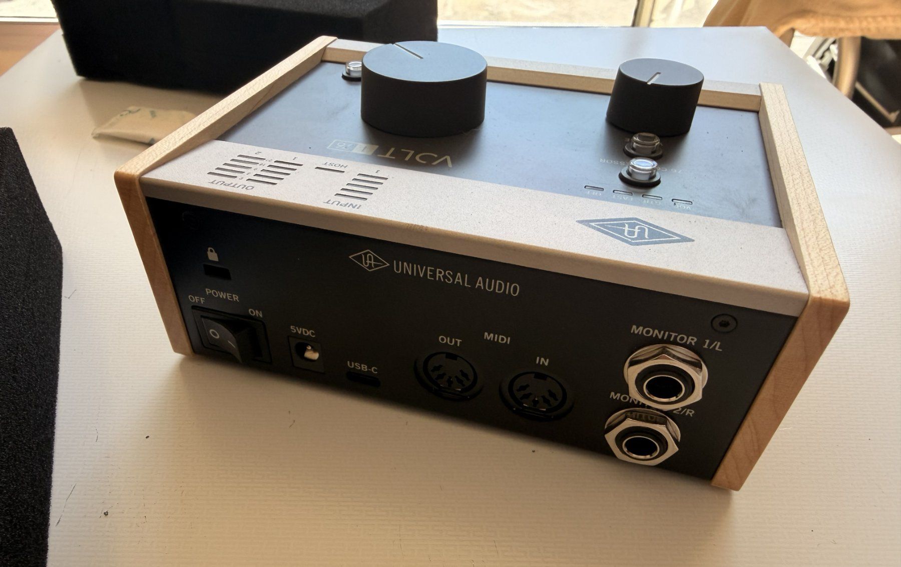 Registratori: Universal Audio Volt 176 USB Recording Studio – Usato da Zürich venduto da Enoooo 3