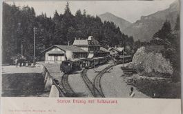 BRÜNIG  -  Dampfzug  -  Station mit Restaurant