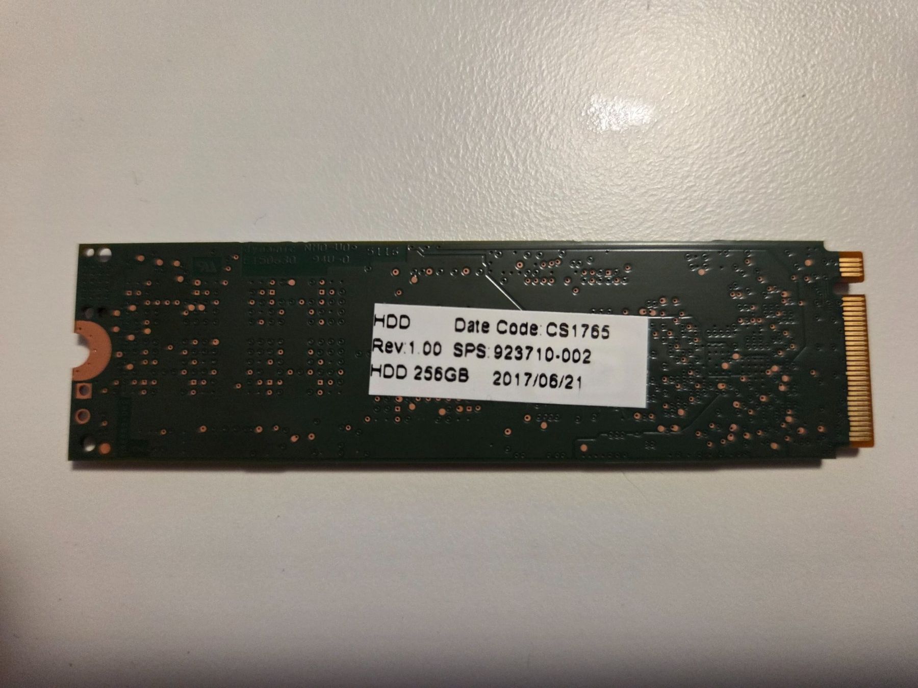 Hewlett Packard Dischi rigidi: 256 GB MVMe M.2 SSD – Usato da Opfikon venduto da Doronadan 1