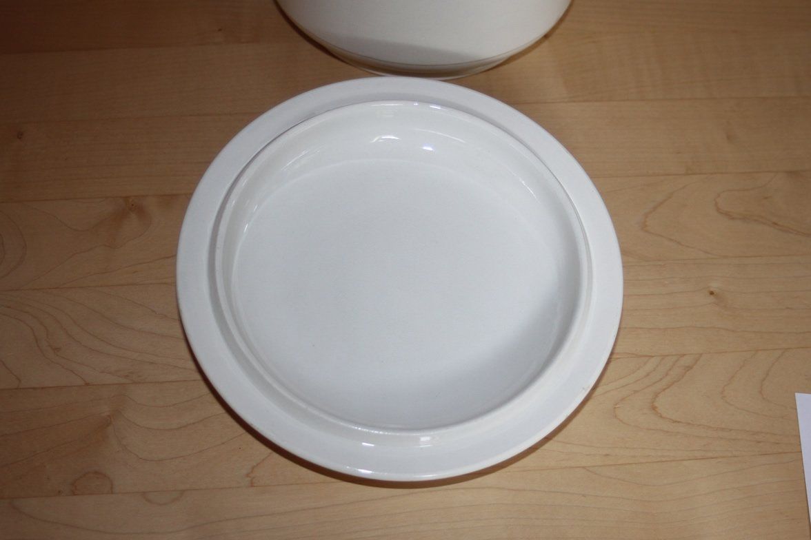 Ciotole: Alte, schöne Suppenschüssel mit Deckel – Usato da Sumiswald venduto da Lottie22 3
