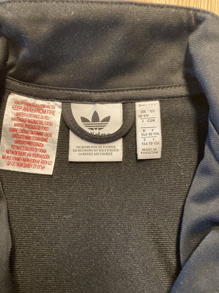 Adidas Jacken & Mäntel: Addidas Trainer Jacke – Gebraucht aus Arboldswil von Schlou 3