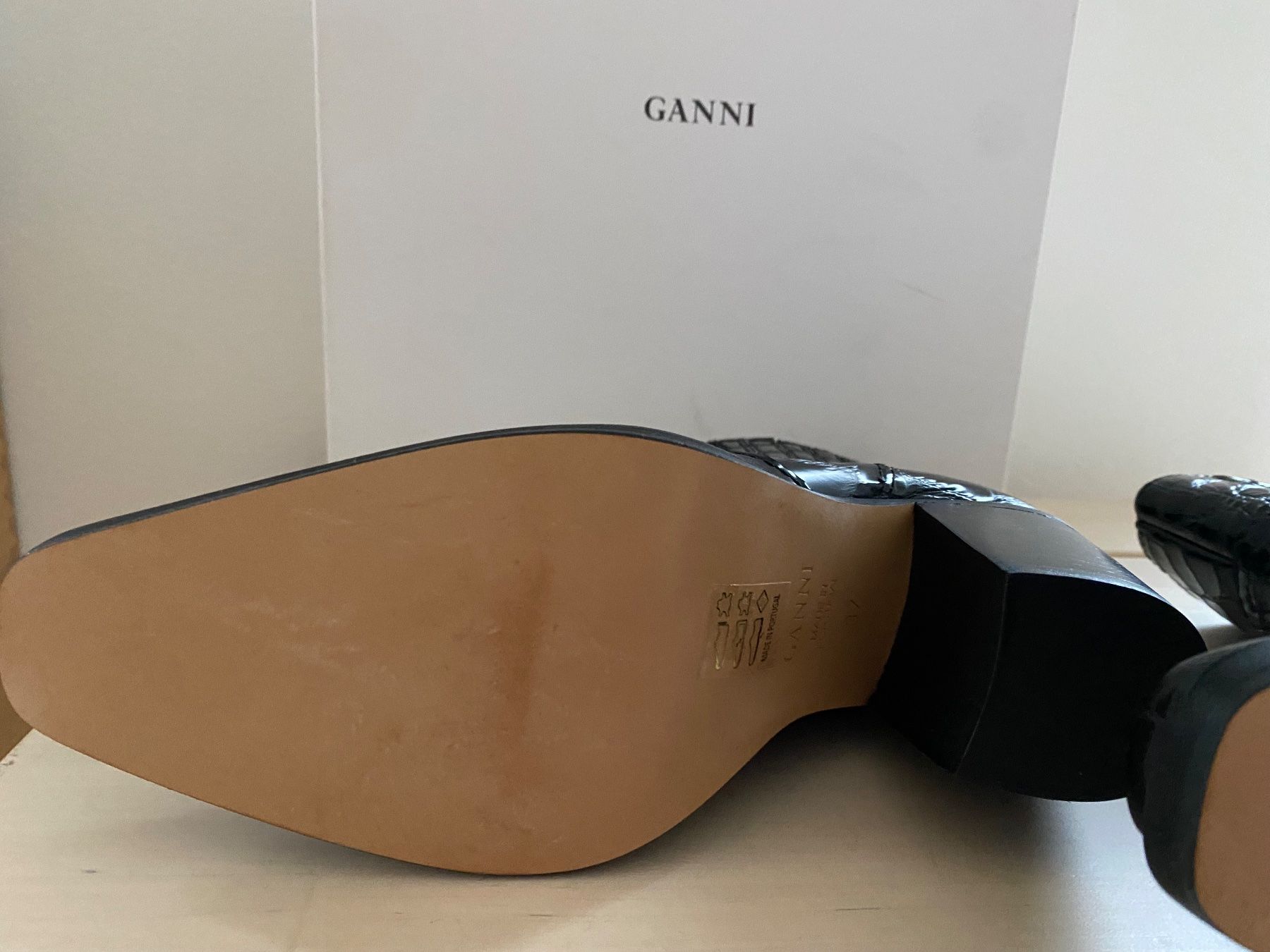 Scarpe da donna: Stiefelette, GIANNI, Grösse 37  --> NEU <-- – Nuovo e nell'imballaggio originale da Bern venduto da L.I.A. 4